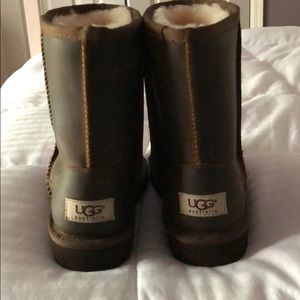 Boys Brown Nubuck Leather Uggs